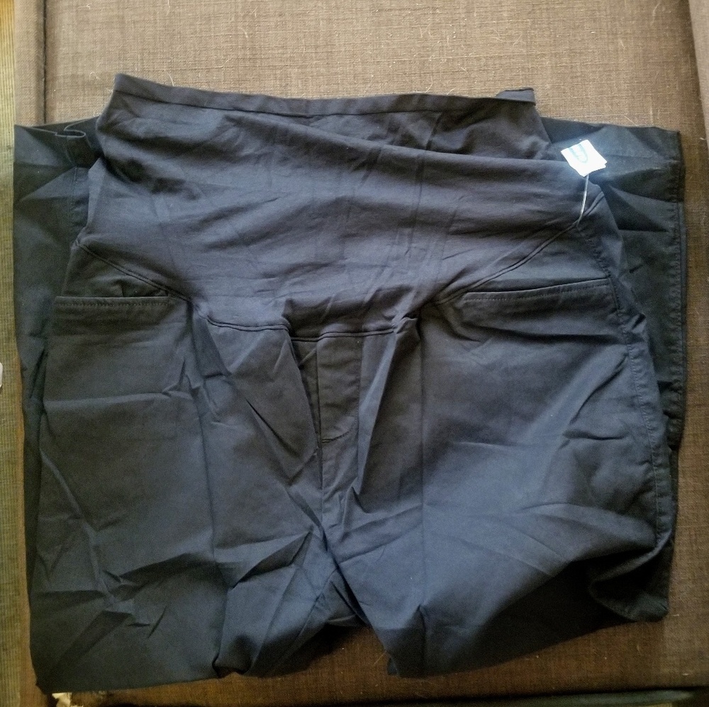 Old Navy Maternity Pants NWT